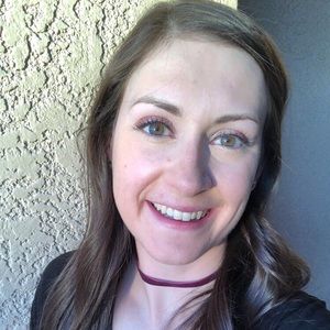 Meet your Posher, Magdalena